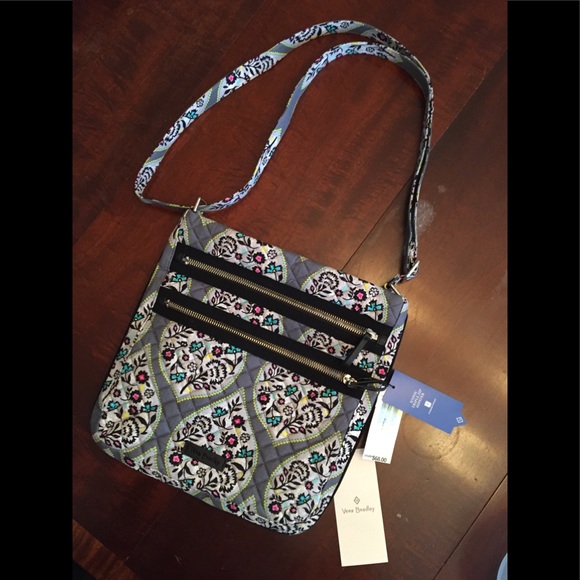 Vera Bradley Handbags - Vera Bradley Triple ZIp Hipster-Heritage Leaf. NWT